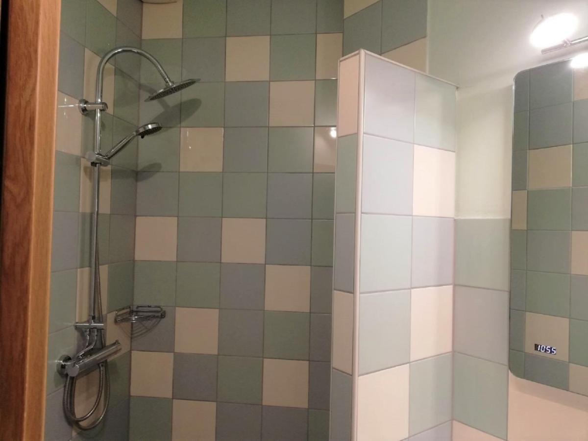 Haus Monti Hotel Maria Lanzendorf Bagian luar foto