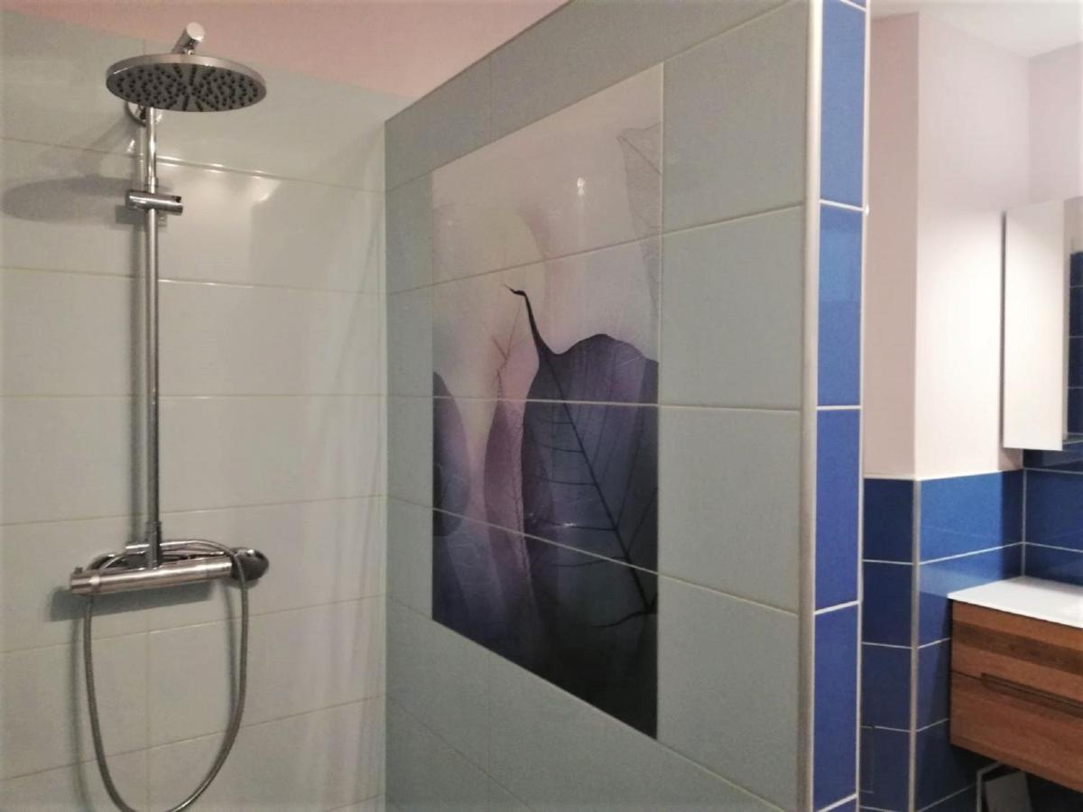 Haus Monti Hotel Maria Lanzendorf Bagian luar foto